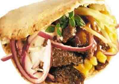 Kebab i pita L/69,- S/99,- Med salat, agurk, tomat, løk, mais, dressing.