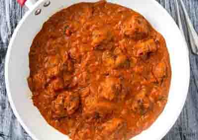 KYLLING TIKKA MASALA /150,-   kyllingkjøtt woket med løk, paprika, tomater, ingefær, og koriander.