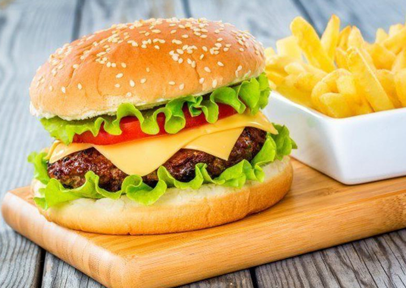 Hawaiiburger 100g/95,- 160g/115,- 190g/125,- 115g/150,- 130g/175,-   Description