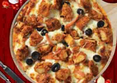 POMMES FRITES PIZZA 30cm/139,- 40cm/199,-   tomatsaus, ost, kylling, løk, mais,pommes frites